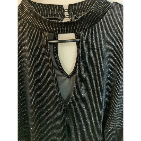 Forever 21 +, Size 0X, Black and Sparkly Keyhole Long Sleeve Knit Sweater - Picture 3 of 8